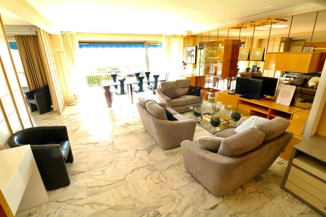 2, 3 And 4 Bedroom Sea View Forville Apartments 5 Mins From The Palais Cannes Exterior photo